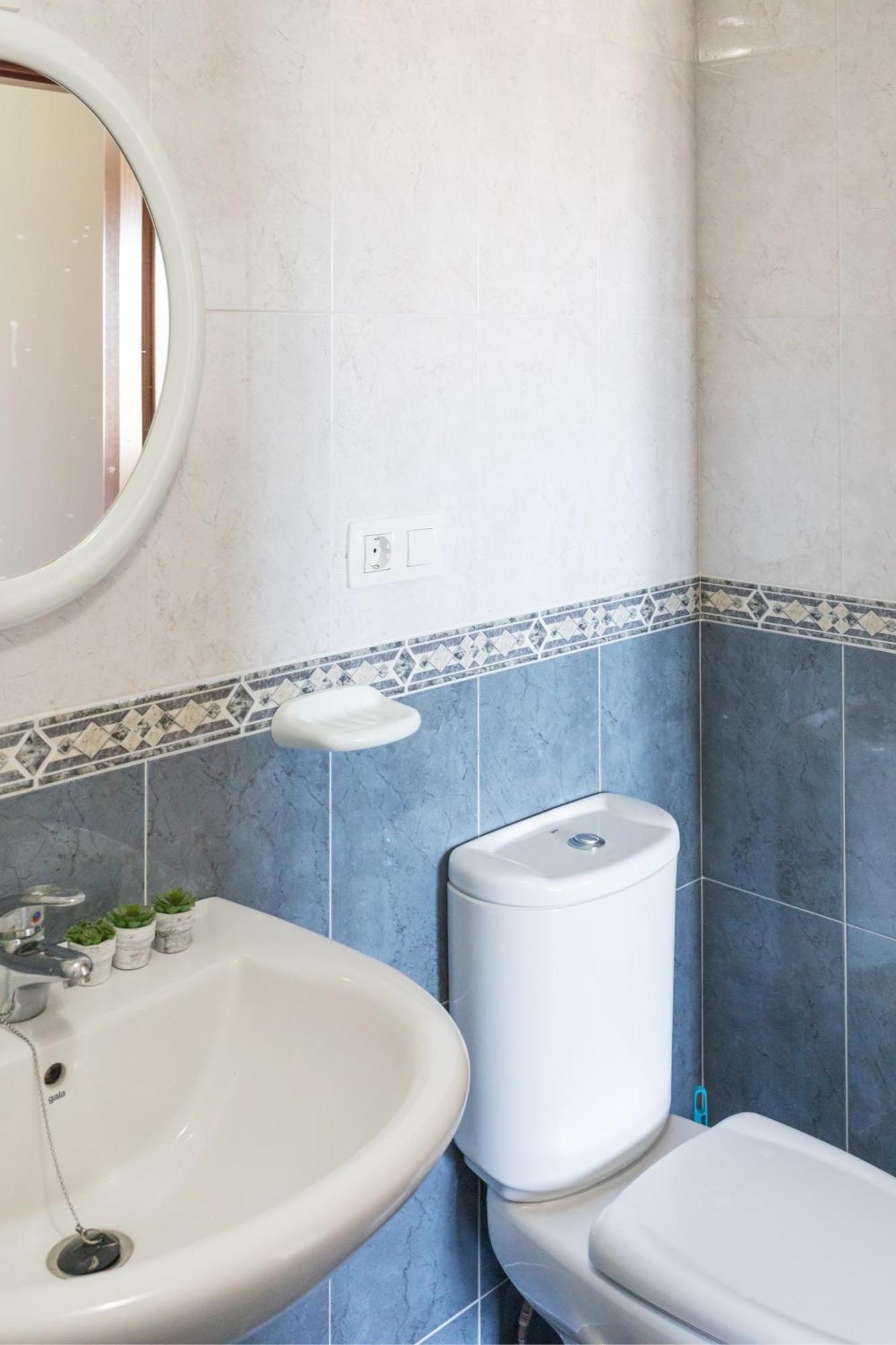 Rianjo Baruhaus Piscina Y Parking Rianxo 아파트 외부 사진